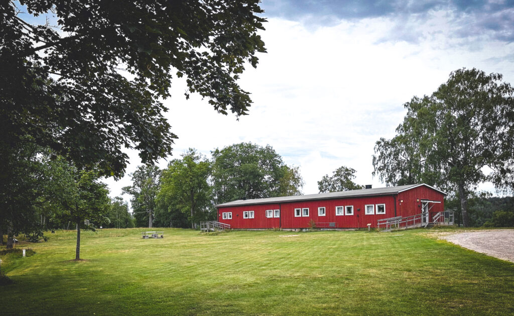 Vandrarhem 39:an på Backamo Lägerplats – boende för grupper i Bohuslän